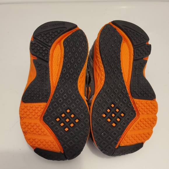 Toddler boys New Balance shoes 2c - Picture 4 of 4